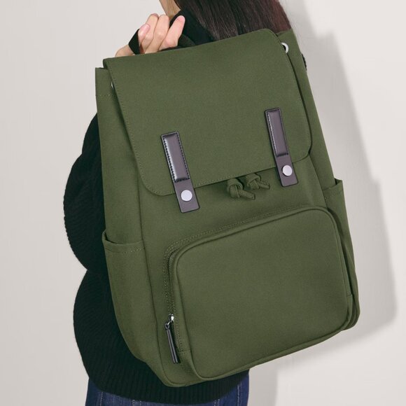 Everlane The Canvas Backpack in Dark Forest - Picture 10 of 12